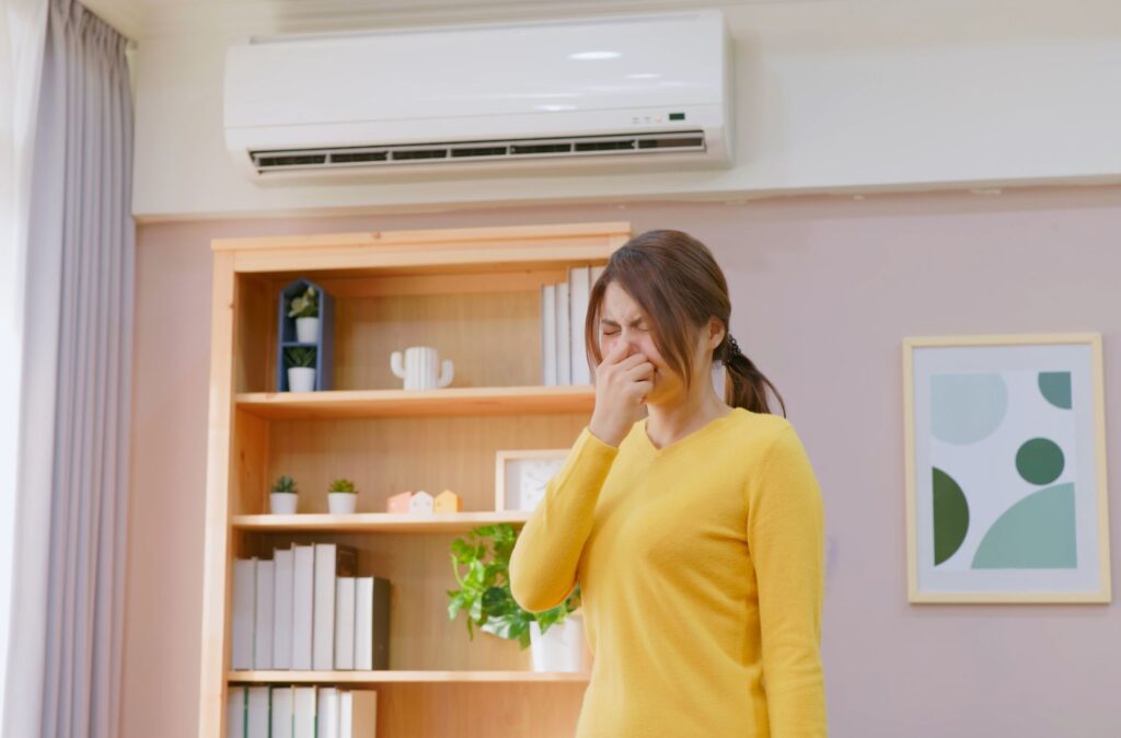 Why Does My AC Unit Smell Like Burning Plastic: Expert Solutions Revealed 2 AC service